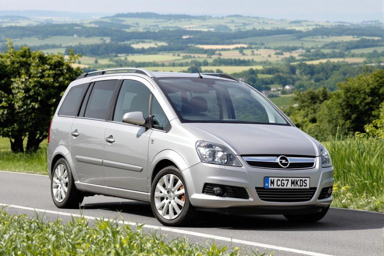 Dimensions pneus opel zafira 2.2 dti 2005.jpg