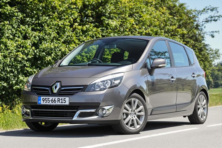 Taille et pression pneus Scenic 2 1.9 DCI 130.jpg