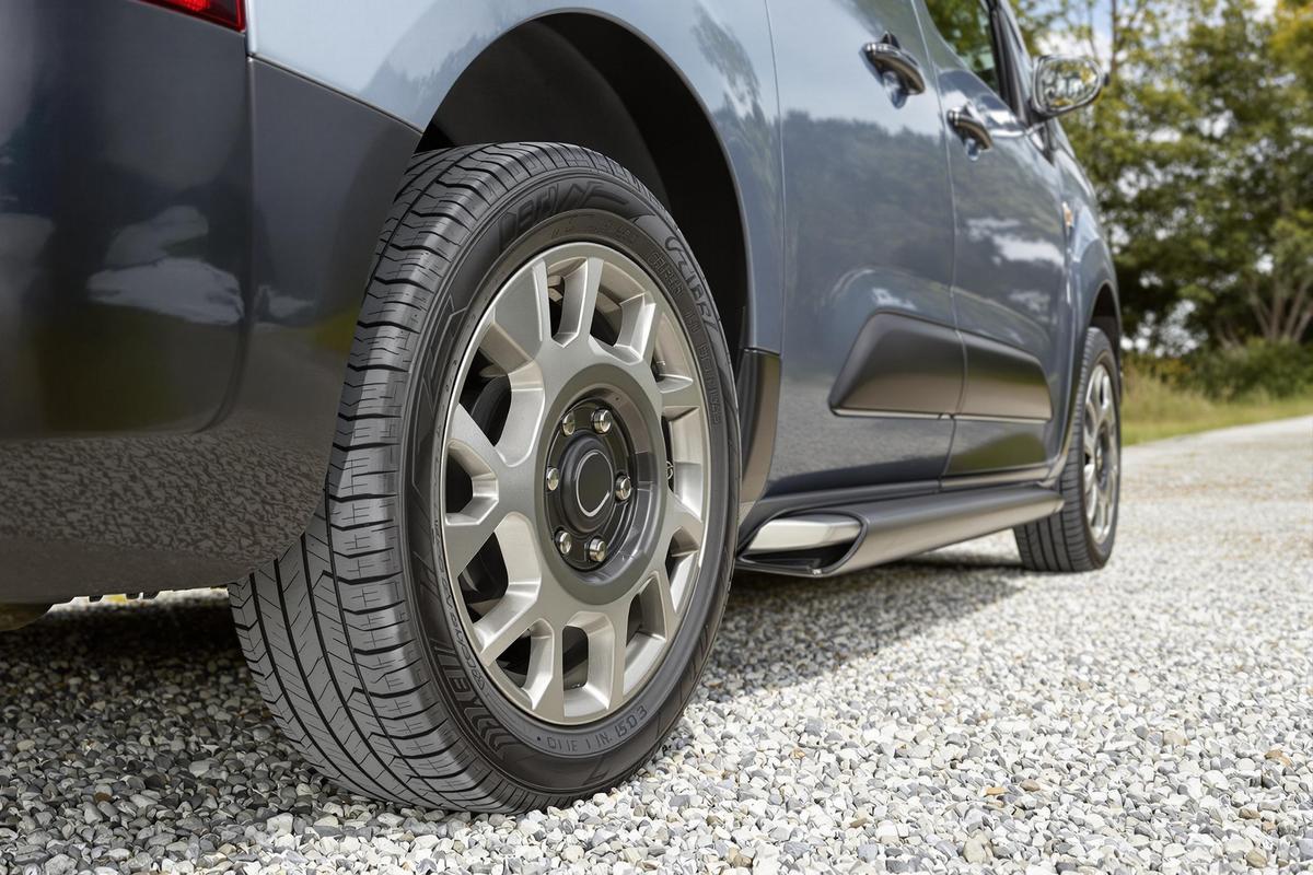 Taille et spécifications pneus pour berlingo 3 utilitaire.jpg