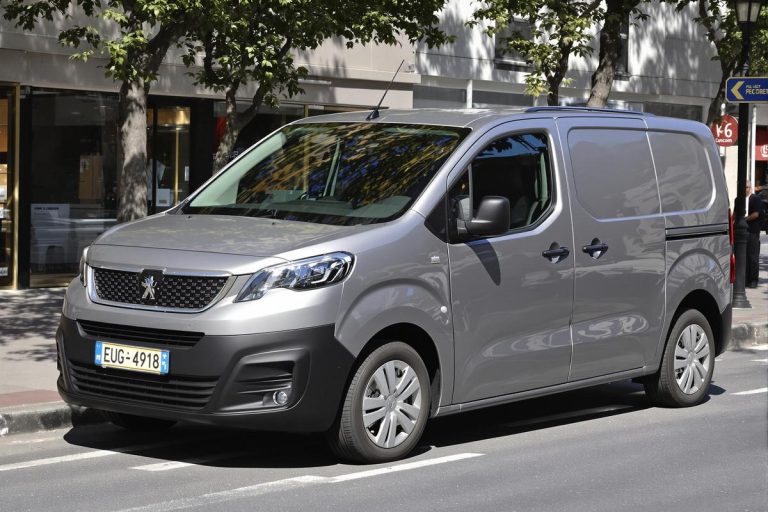 Taille pneu Peugeot Expert 2010-2018 : guide complet.jpg