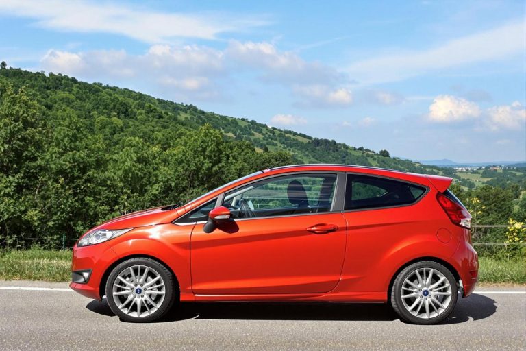 Taille pneu ford fiesta 1.4 tdci 2008-2012.jpg