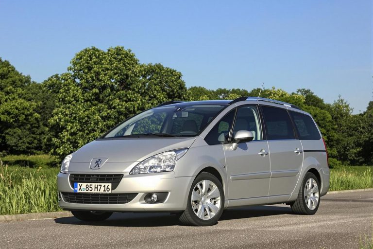 Taille pneu peugeot 807 2.0 HDI 136 : guide pratique.jpg